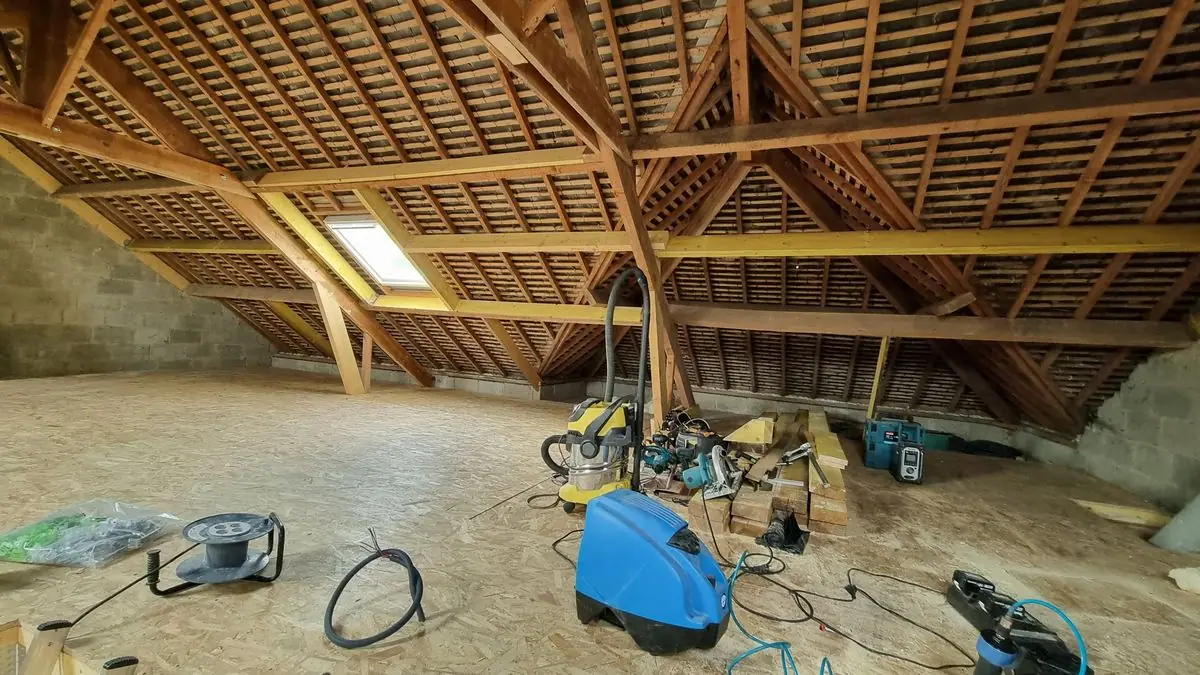 Combles : solives et charpente renforcées — photo du chantier 6