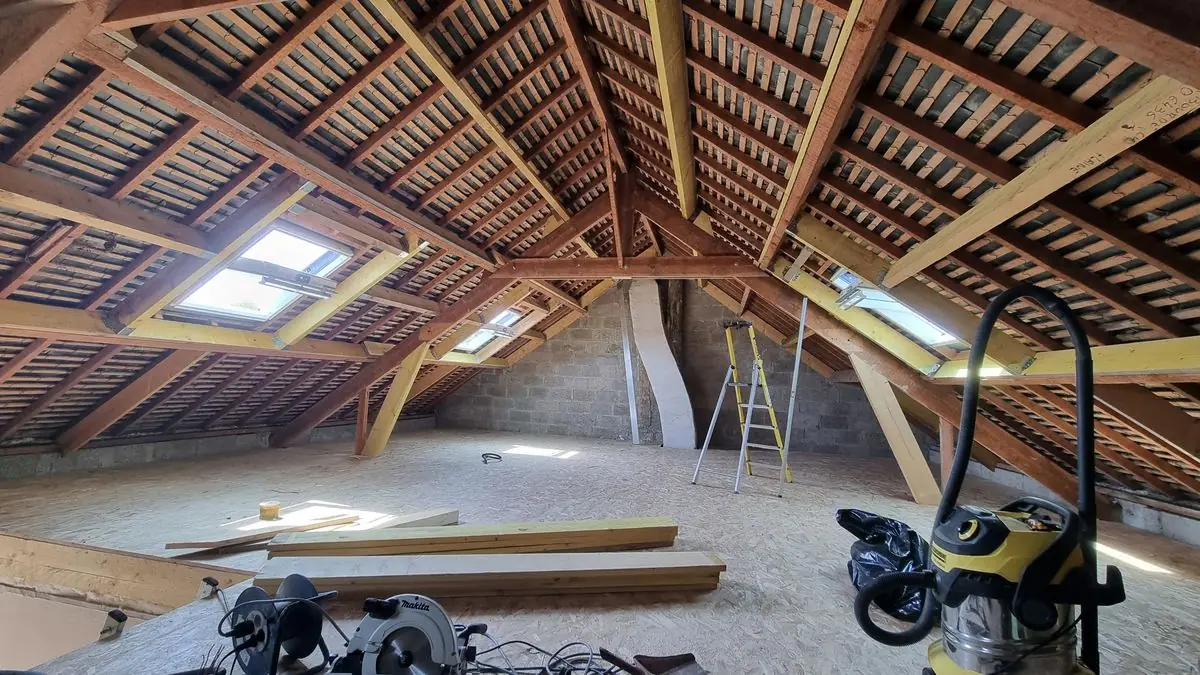 Combles : solives et charpente renforcées — photo du chantier 8