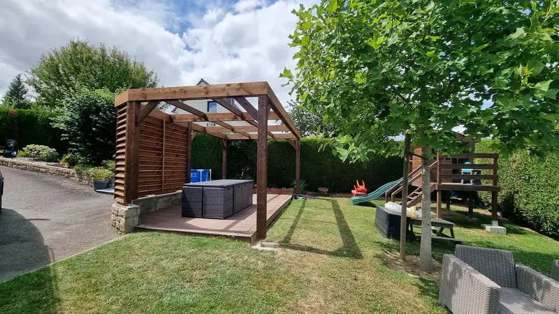Pergola sur mesure — Labourde Charpente